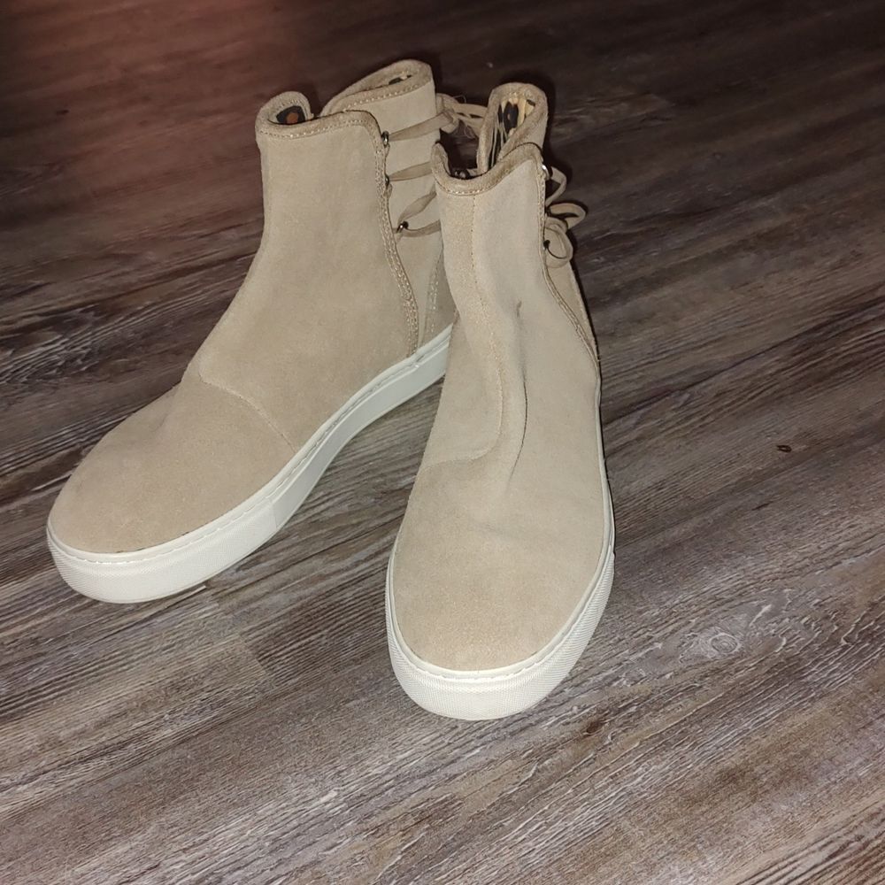 Zara Woman Tan Suede Slip On High Top Sneakers  Sz EU  40   US  9.5